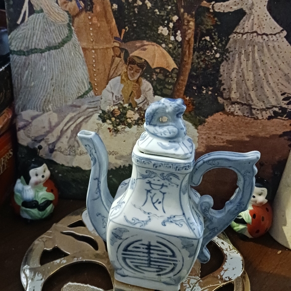🍵☕️ Ancient Chinese Antique 🫖 🍵 Porcelain Ming Dynasty Teapot 🫖 - Picture 7 of 16